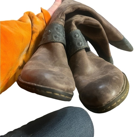 Born brown and black knee high distressed leather side zip boots - Picture 6 of 11